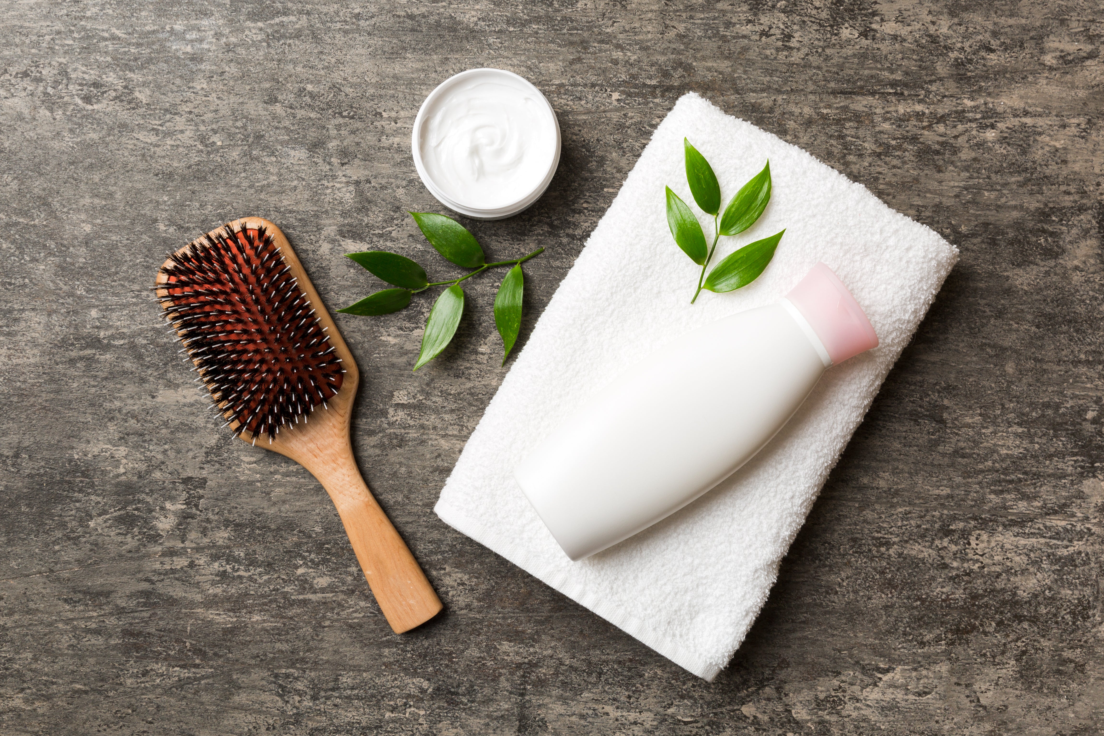Capelli Piscina: Cloro Danni e Rimedi Efficaci | Guida Esperta